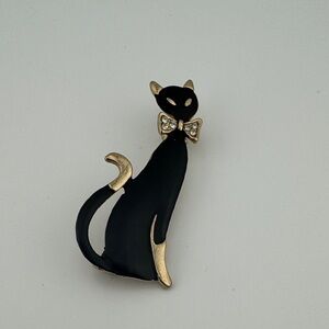 Vintage Black and Gold Cat Brooch